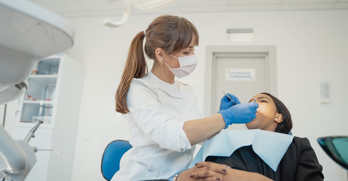 découvrez notre guide complet sur l'assurance dentaire, idéal pour vous aider à choisir la couverture qui convient le mieux à vos besoins en matière de santé bucco-dentaire. protégez votre sourire tout en maîtrisant vos dépenses.