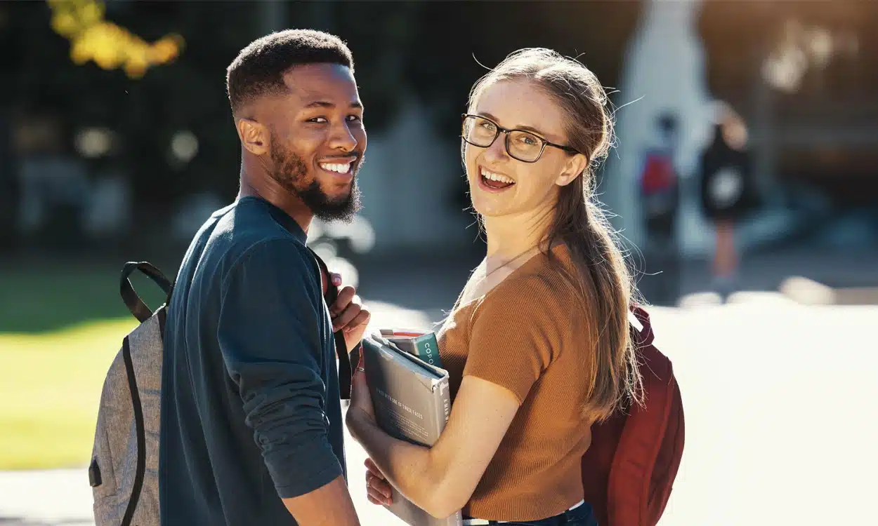 découvrez notre mutuelle étudiante conçue spécialement pour répondre aux besoins des étudiants. profitez d'une couverture santé complète, d'un tarif avantageux et de services adaptés à votre mode de vie. assurez votre santé tout en gardant votre budget maîtrisé.