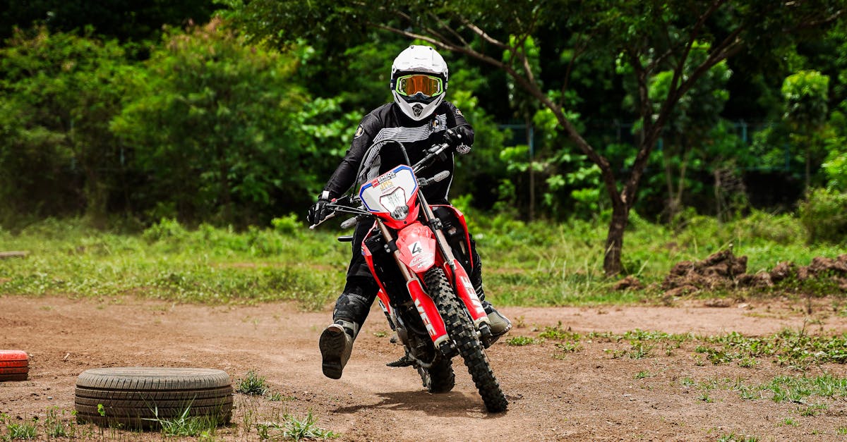 découvrez notre assurance moto adaptée à vos besoins, offrant une couverture complète pour protéger votre véhicule et votre sécurité sur la route. profitez de tarifs compétitifs et d'un service client dédié.