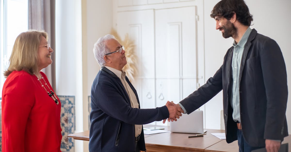 découvrez les réformes des mutuelles pour seniors, visant à améliorer l'accès aux soins, la couverture santé et le soutien financier pour les personnes âgées. renseignez-vous sur les changements récents et leurs impacts sur votre bien-être.